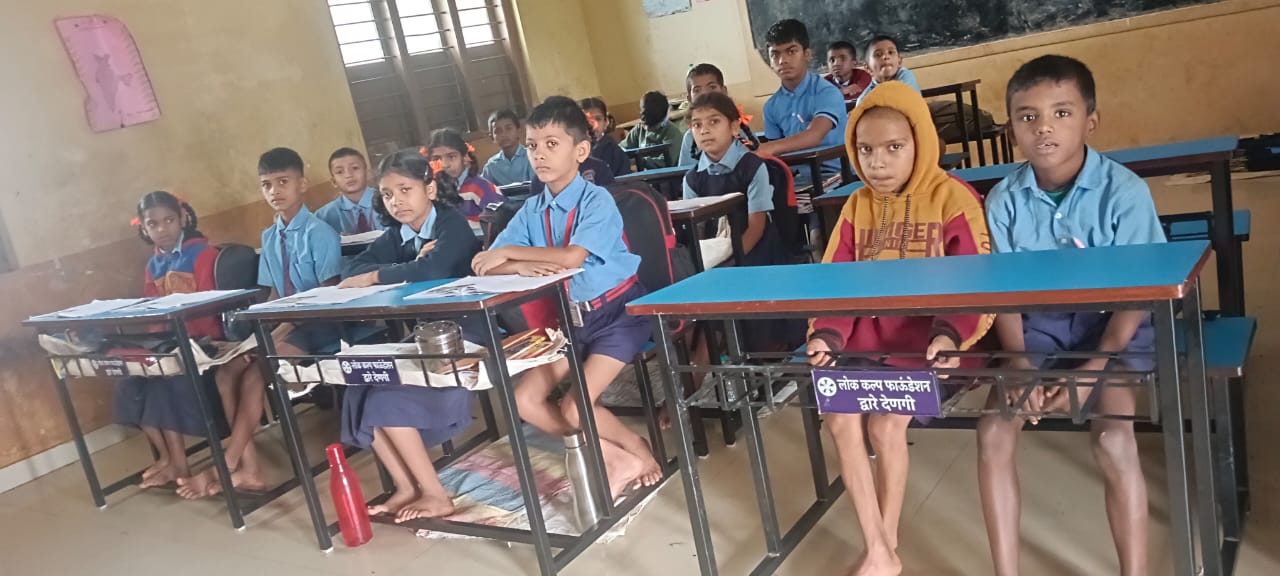 lok-kalp-donates-benches-mhps-amate-school-2